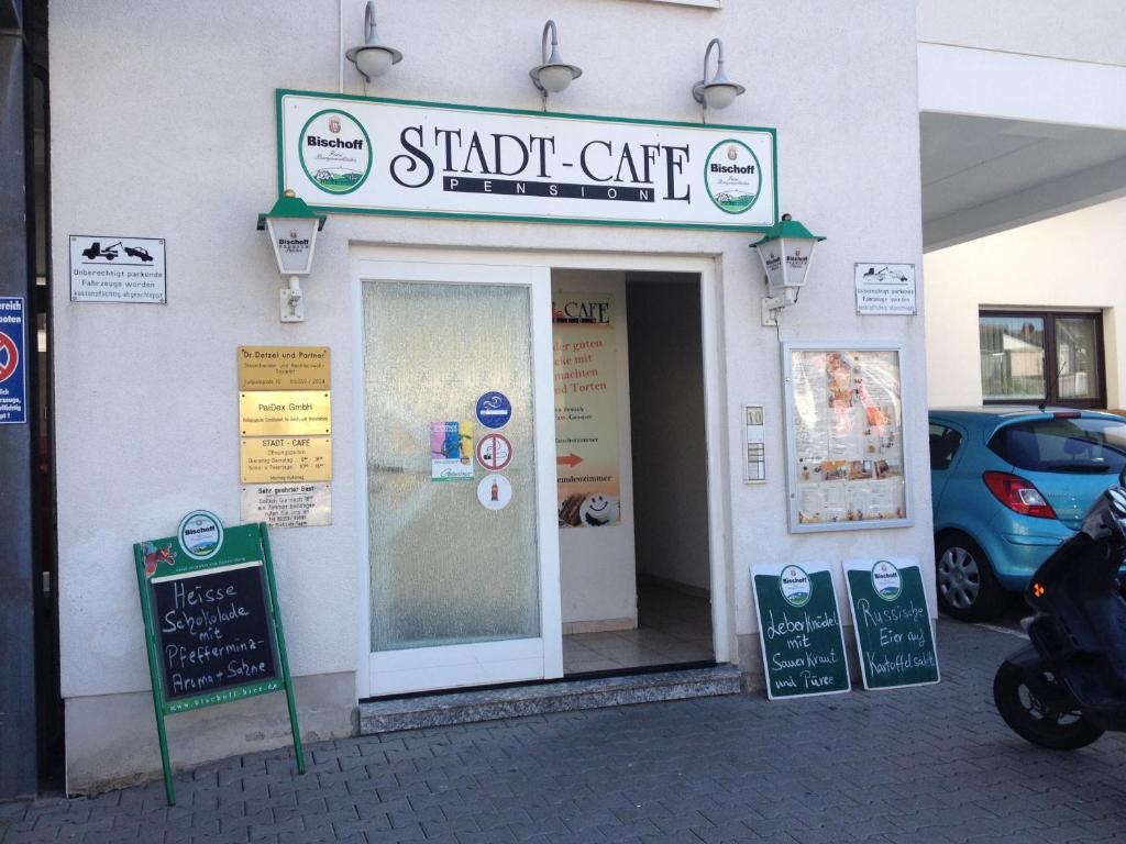 Stadtcafe Pension Grunstadt Exterior photo